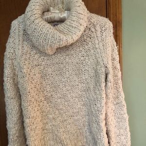 Vivenna Tam cable knit sweater medium